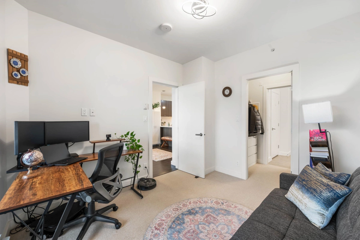 Hallway Photo of 2504 2789 Shaughnessy Street, Port Coquitlam, BC