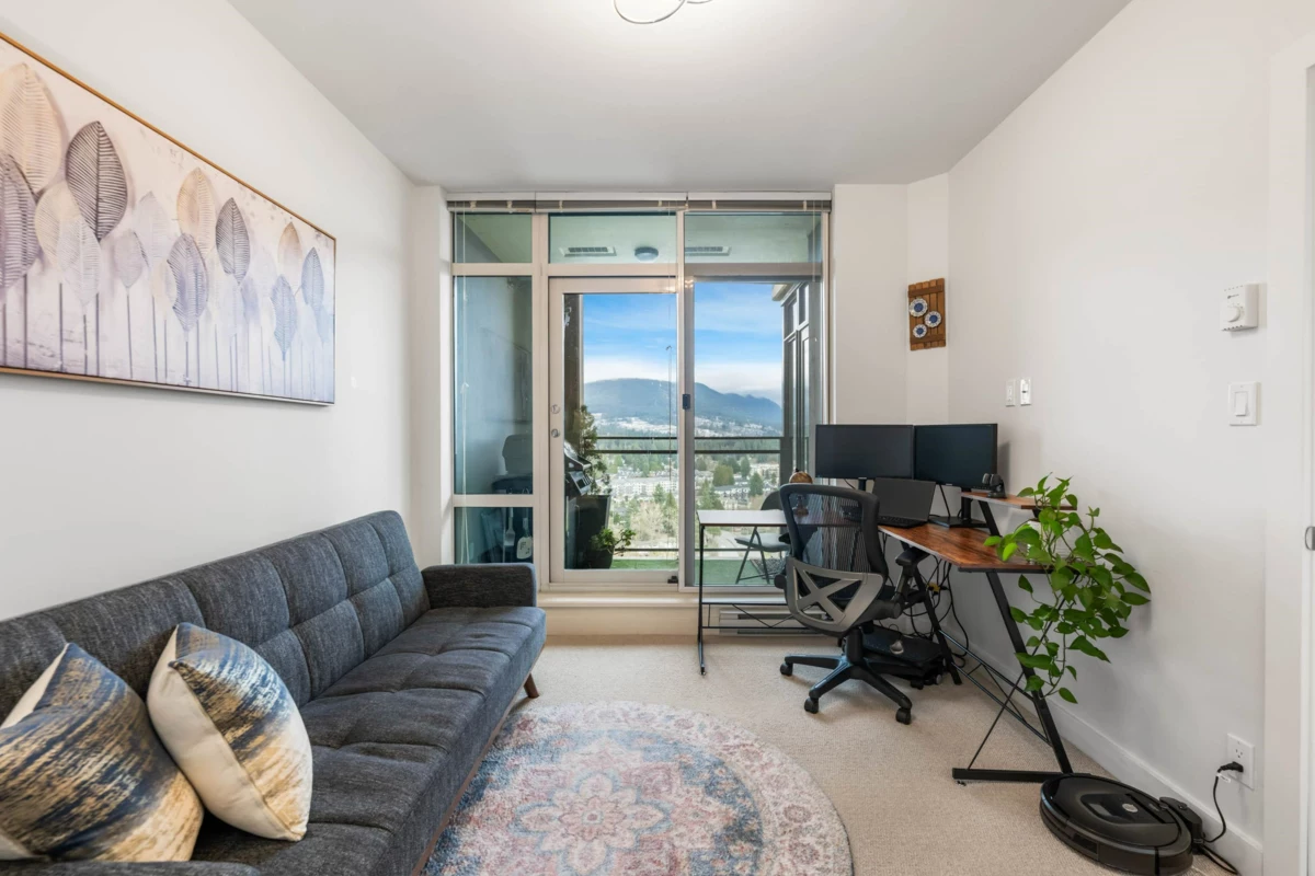 Mudroom Photo of 2504 2789 Shaughnessy Street, Port Coquitlam, BC