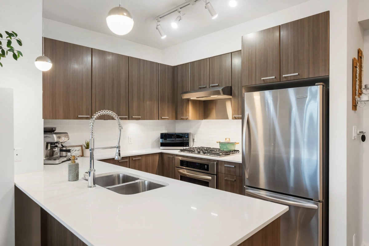 Primary Bedroom Photo of 2504 2789 Shaughnessy Street, Port Coquitlam, BC