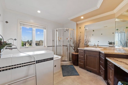 Powder Room Photo of 16308 91a Avenue, Surrey, BC