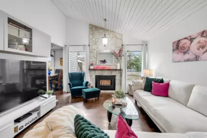 6074 E Greenside Drive, Surrey, BC, Surrey — Townhouse for sale