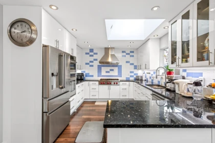 Breakfast Nook Photo of 1563 W 59th Avenue, Vancouver, BC