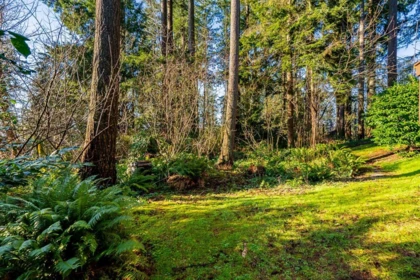 Backyard Photo of 2076 Purcell Way, North Vancouver, BC