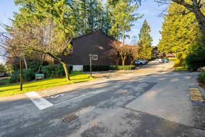 2076 Purcell Way, North Vancouver, BC, North Vancouver — Townhouse for sale