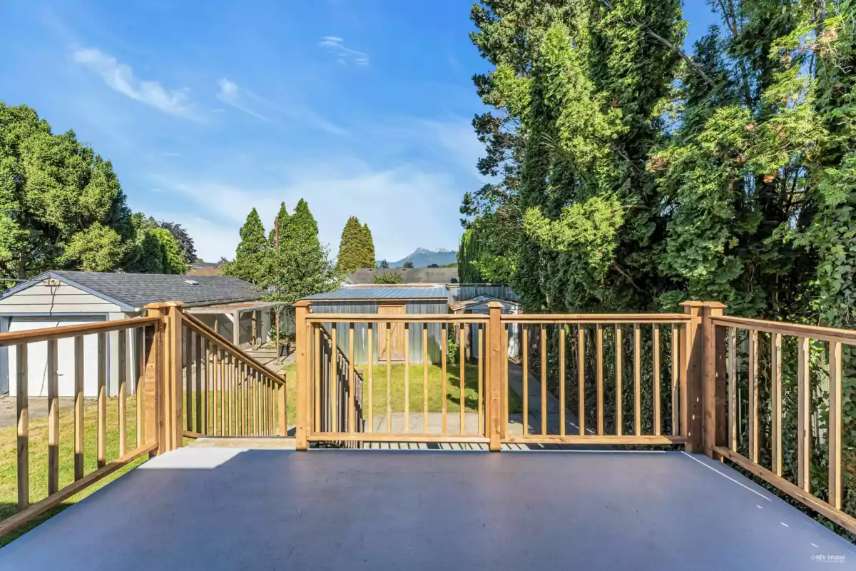 Dining Area Photo of 9708 Harrison Street, Chilliwack, BC