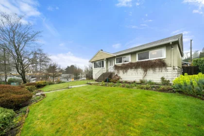 462 W 26th Street, North Vancouver, BC, North Vancouver — Single Family Residence for sale
