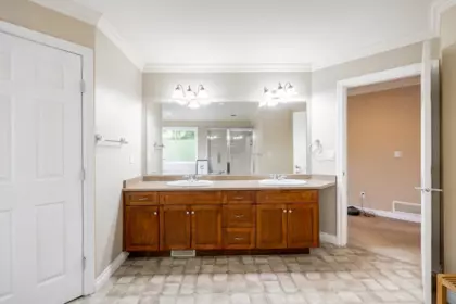 Laundry Room Photo of 9833 182 Street, Surrey, BC