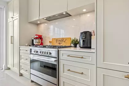 986 Renfrew Street, Vancouver, BC, Vancouver — Half Duplex for sale