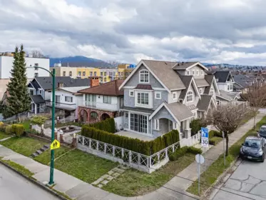 986 Renfrew Street, Vancouver, BC, Vancouver — Half Duplex for sale
