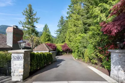 5260 Timberfeild Lane, West Vancouver, BC, West Vancouver — Half Duplex for sale