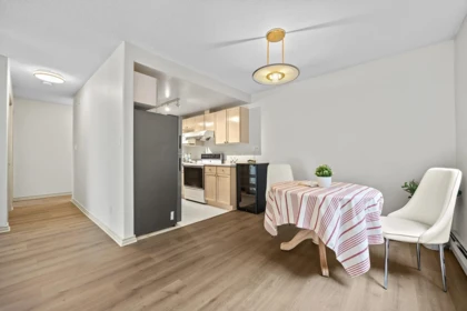 205 6388 Marlborough Avenue, Burnaby, BC, Burnaby — Apartment/Condo for sale