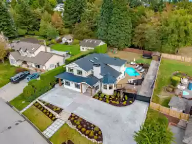 Fitness Center Photo Near 5478 182 Street, Surrey, BC