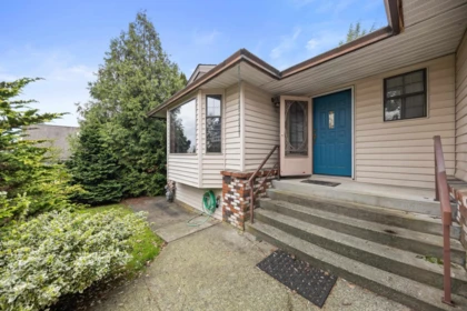 5553 181a Street, Surrey, BC, Surrey — Single Family Residence for sale