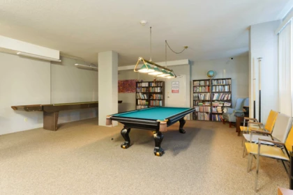 Hot Tub / Spa Photo of 405 320 Royal Avenue, New Westminster, BC
