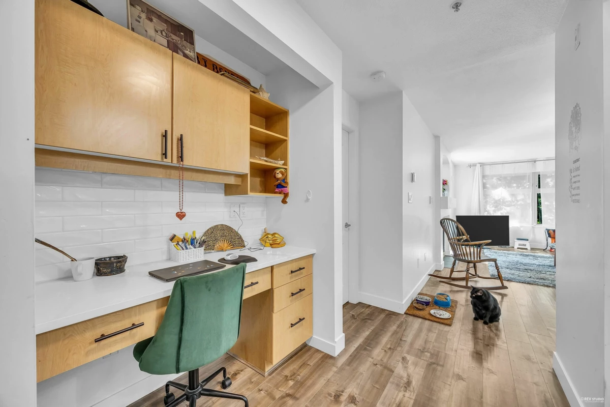 Family Room Photo of 310 15220 Guildford Drive, Surrey, BC
