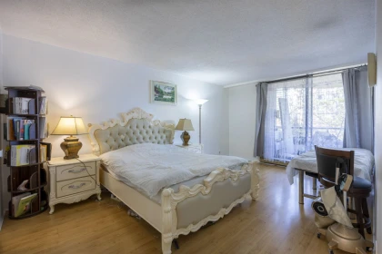 Primary Bedroom Photo of 502 6282 Kathleen Avenue, Burnaby, BC