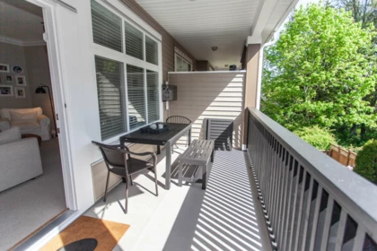 Entry Foyer Photo of 42 21704 96 Avenue, Langley, BC