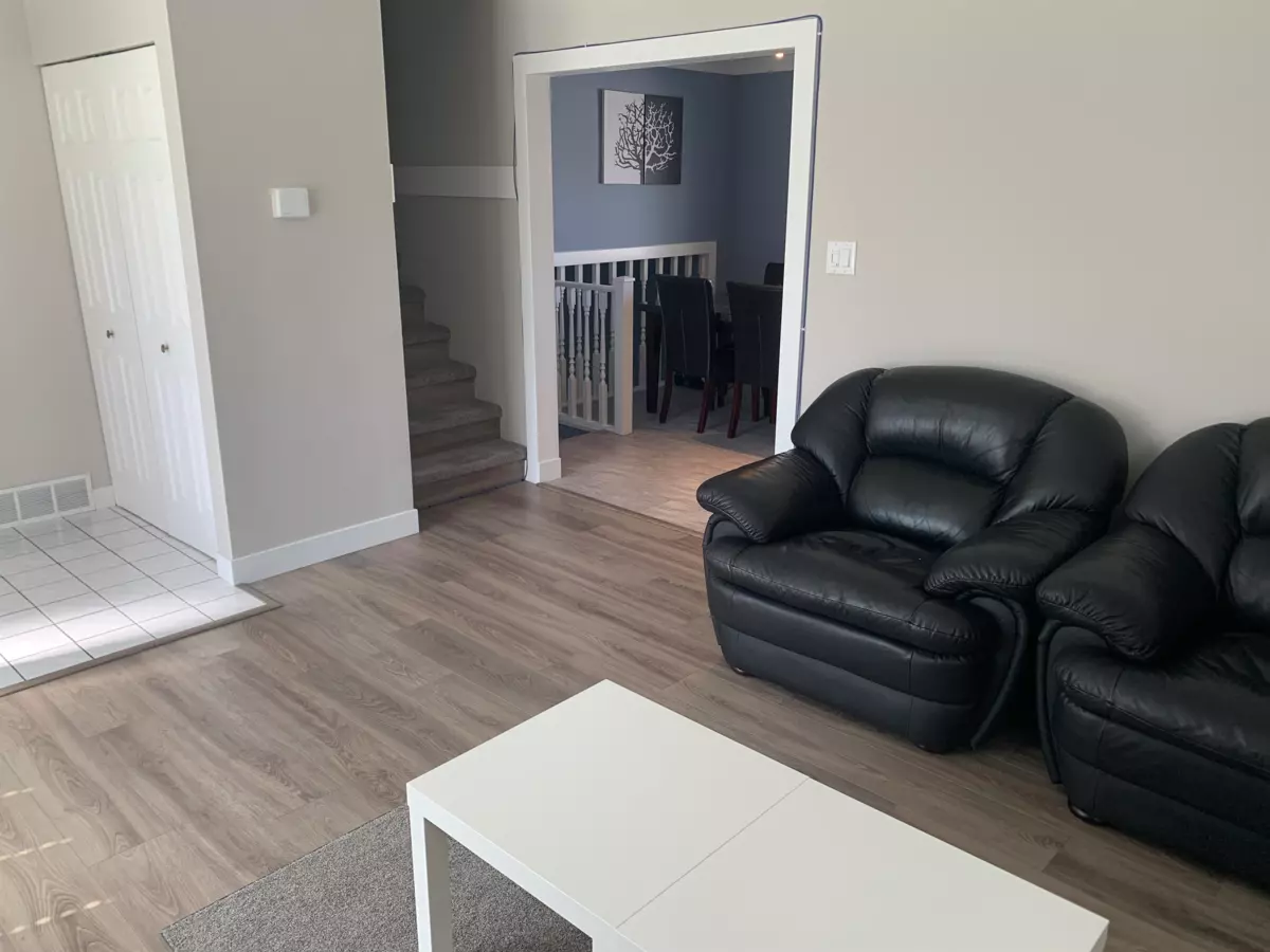 Dining Area Photo of 1204 Nestor Street, Coquitlam, BC