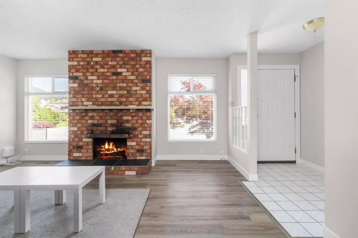 Living Room Photo of 1204 Nestor Street, Coquitlam, BC