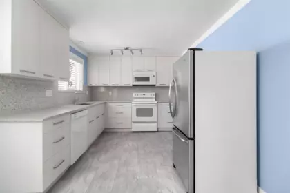 Kitchen Island Photo of 1204 Nestor Street, Coquitlam, BC