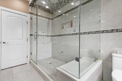 Mudroom Photo of 12768 97a Avenue, Surrey, BC