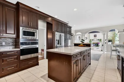 Guest Bathroom Photo of 6411 No. 7 Road, Richmond, BC