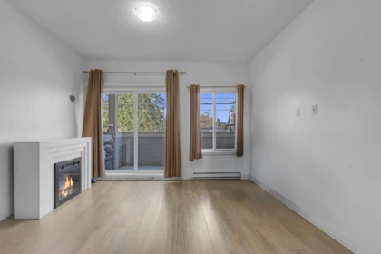 Breakfast Nook Photo of 235 13958 108 Avenue, Surrey, BC