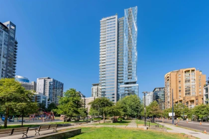 2209 1111 Richards Street, Vancouver, BC, Vancouver — Apartment/Condo for sale
