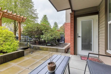 Backyard Photo of 109 33539 Holland Avenue, Abbotsford, BC