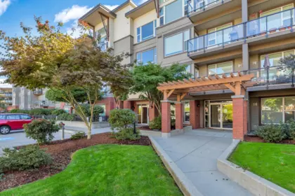 109 33539 Holland Avenue, Abbotsford, BC, Abbotsford — Apartment/Condo for sale