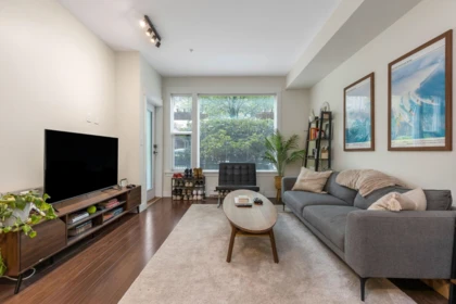 Office / Den Photo of 109 33539 Holland Avenue, Abbotsford, BC