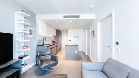 Kitchen Island Photo of 1705 620 Cardero Street, Vancouver, BC