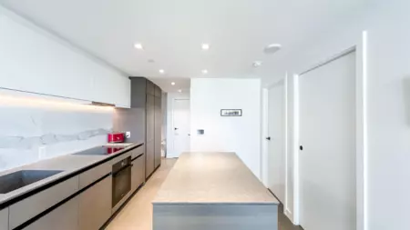 Kitchen Photo of 1705 620 Cardero Street, Vancouver, BC