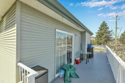 Basement Recreation Room Photo of 8546 164 Street, Surrey, BC