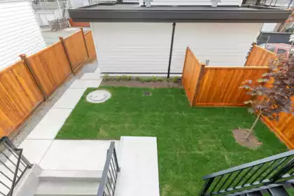 Swimming Pool Photo of 2 4257 Beatrice Street, Vancouver, BC