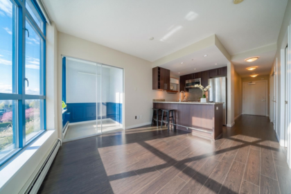 Kitchen Island Photo of 707 108 W 1st Avenue, Vancouver, BC