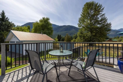 Powder Room Photo of 7569 Oberson Road, Pemberton, BC