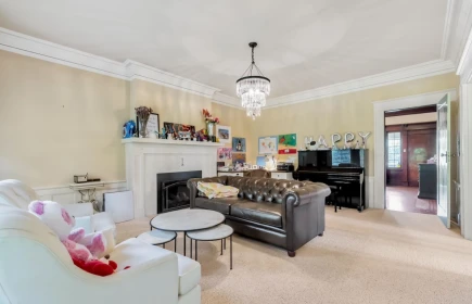 1670 W 49th Avenue, Vancouver, BC, Vancouver — Single Family Residence for sale