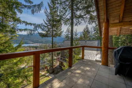 Kitchen Island Photo of 8396 Mountain View Drive, Whistler, BC