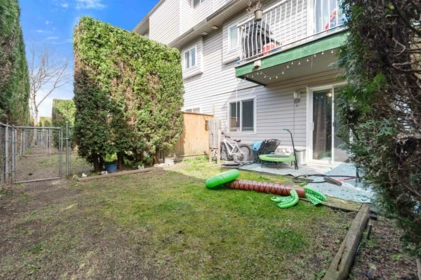 Backyard Photo of 17 45090 Luckakuck Way, Chilliwack, BC