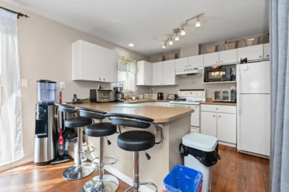 Breakfast Nook Photo of 17 45090 Luckakuck Way, Chilliwack, BC