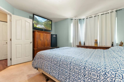 Guest Bathroom Photo of 17 45090 Luckakuck Way, Chilliwack, BC