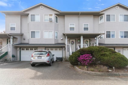 Hot Tub / Spa Photo of 17 45090 Luckakuck Way, Chilliwack, BC