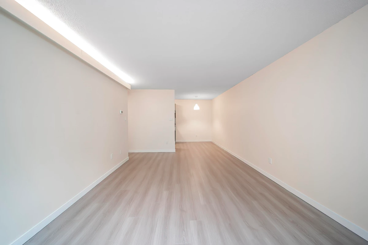 Family Room Photo of 326 8500 Lansdowne Road, Richmond, BC