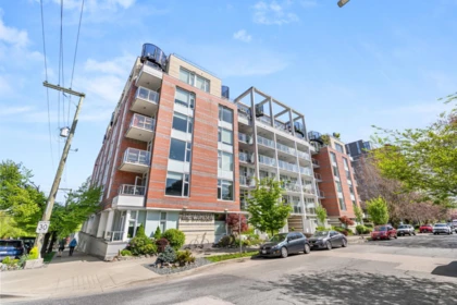 Outdoor Deck Photo of 304 311 E 6th Avenue, Vancouver, BC