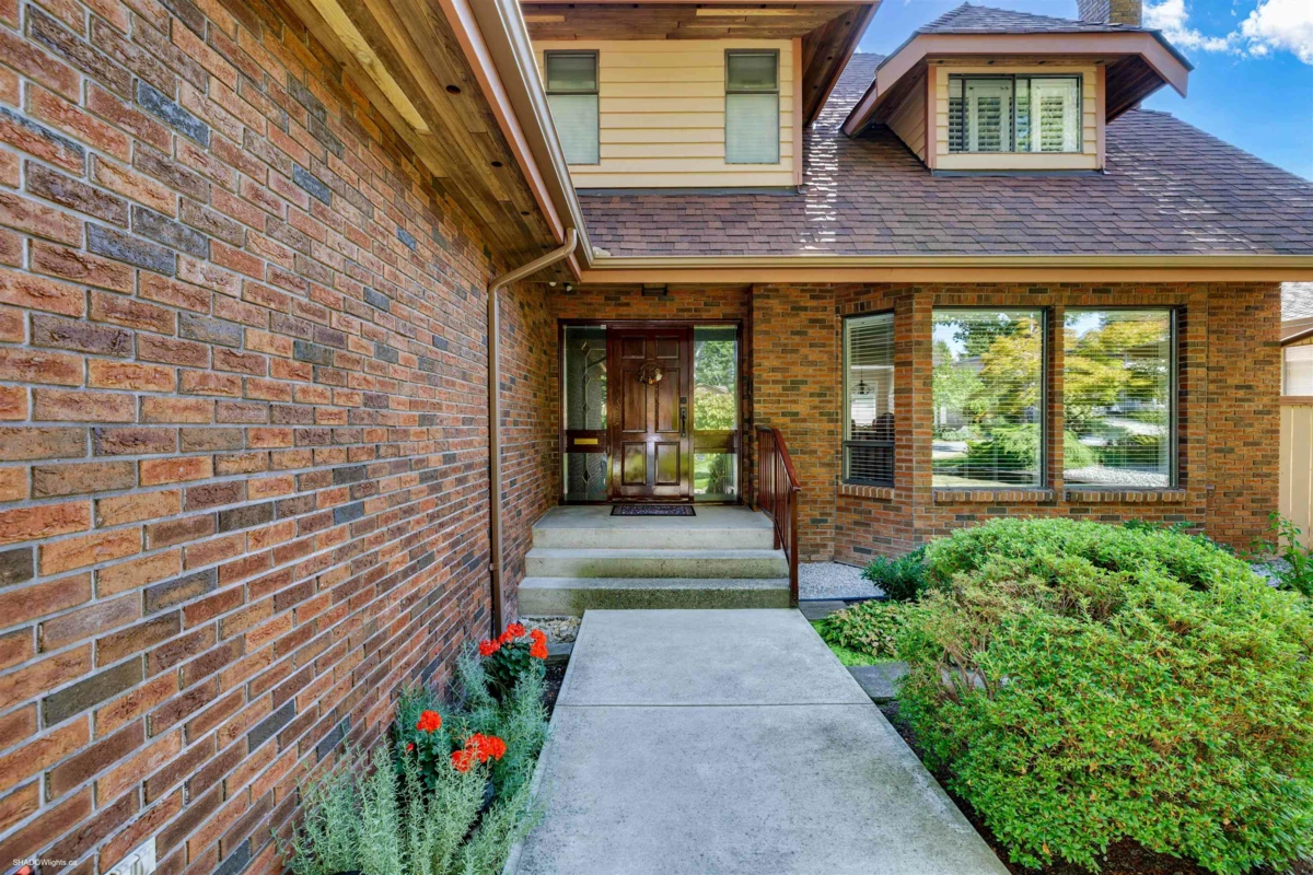 Exterior Rear Photo of 16116 13a Avenue, Surrey, BC