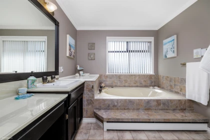 Office / Den Photo of 16116 13a Avenue, Surrey, BC
