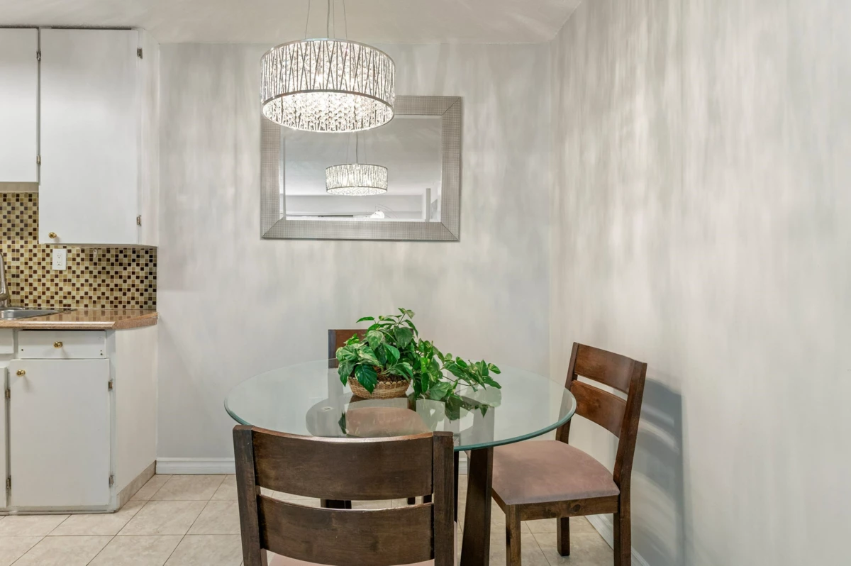 Living Room Photo of 103 2040 Cornwall Avenue, Vancouver, BC