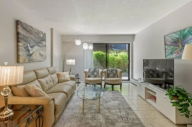 103 2040 Cornwall Avenue, Vancouver, BC