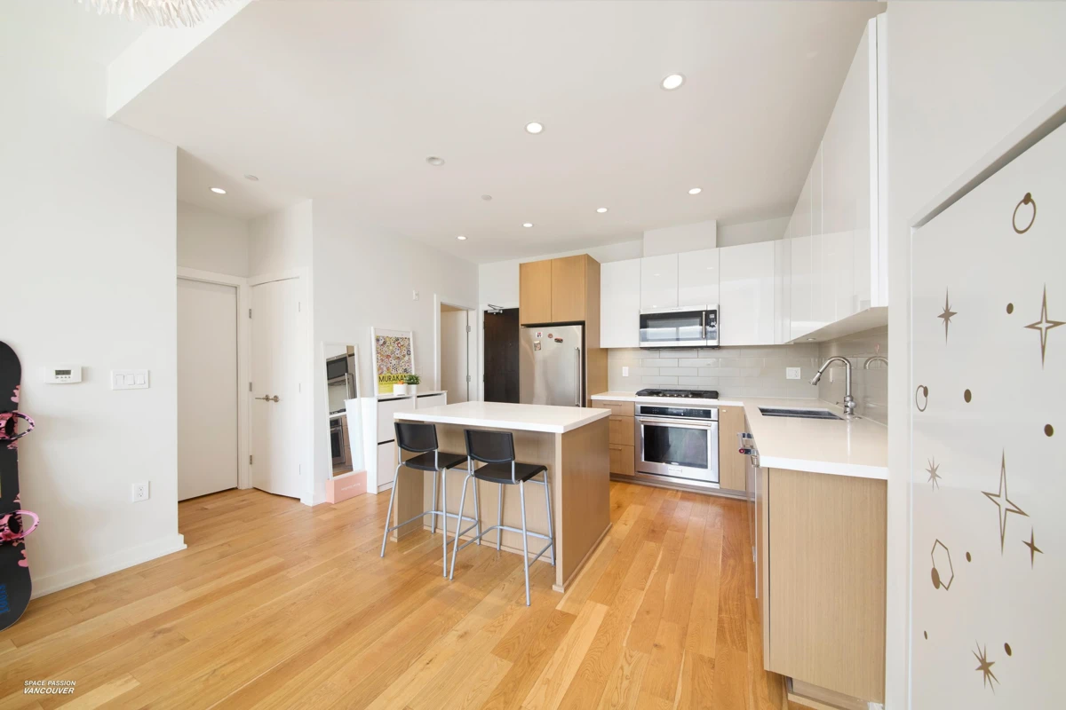 Living Room Photo of 609 5311 Cedarbridge Way, Richmond, BC